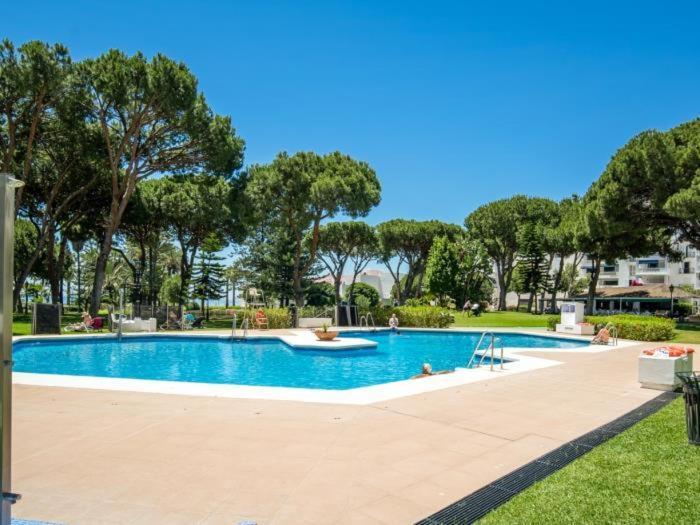 3 En Playas Del Duque Ref C 111 Appartement *