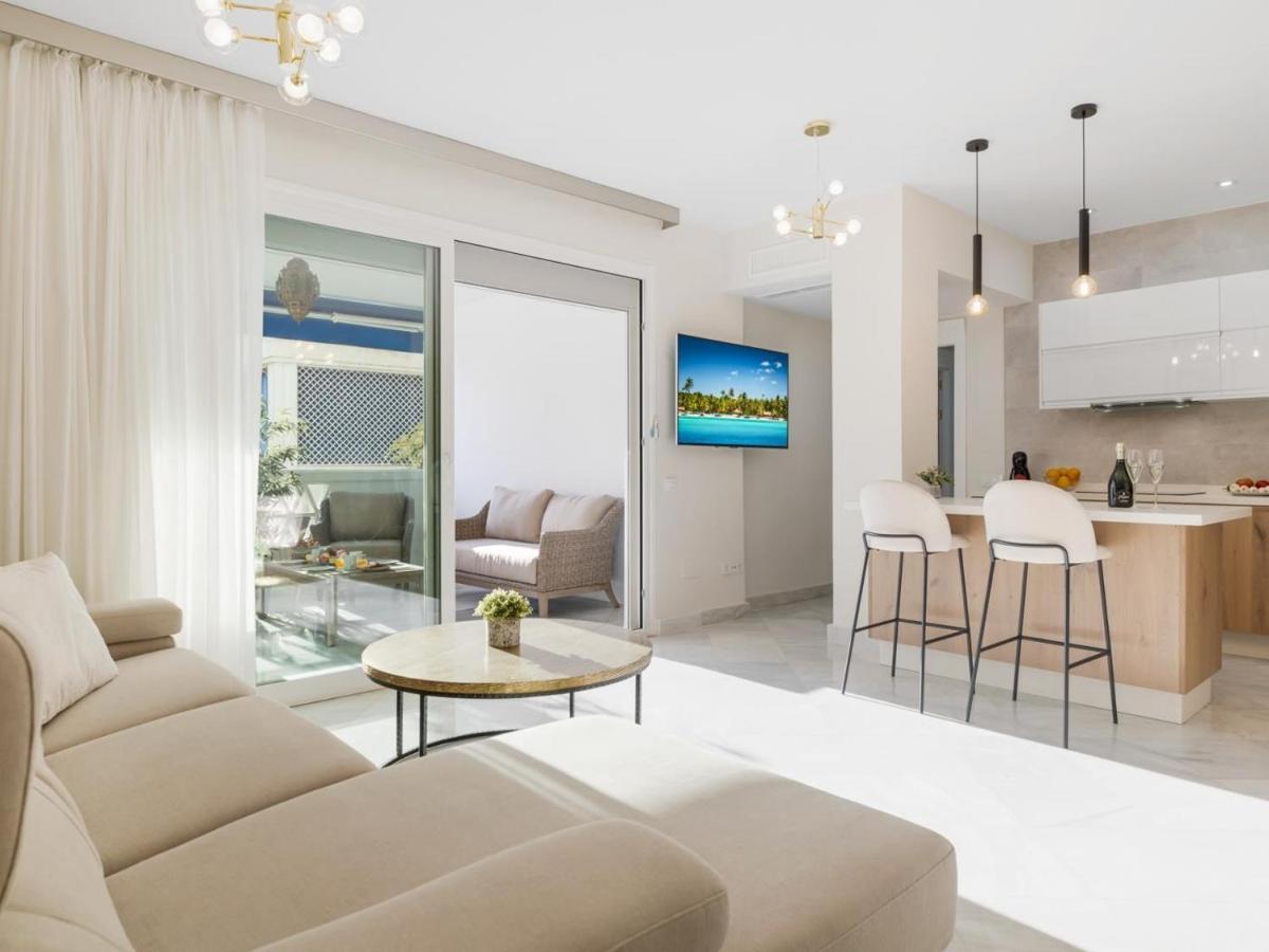 3 En Playas Del Duque Ref C 111 Marbella